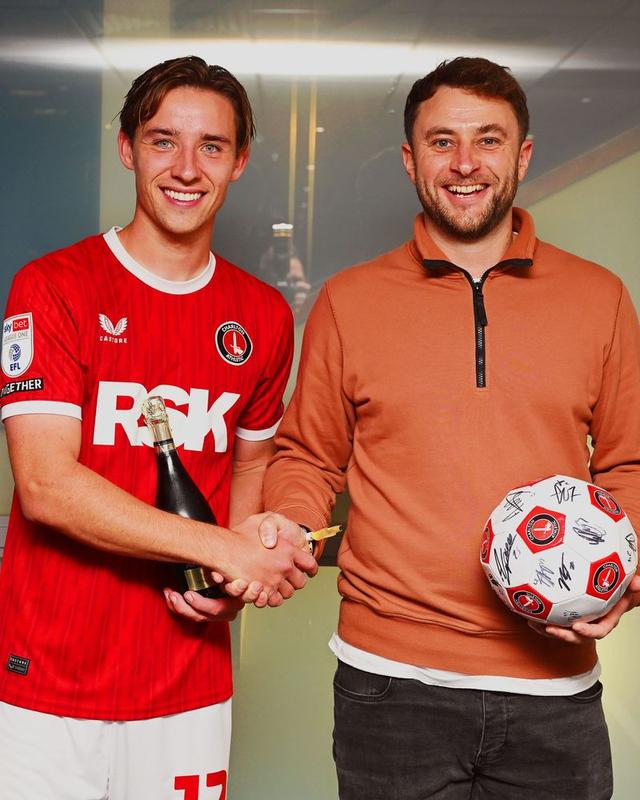 Cover image for EKWIS Announces Sponsorship of Charlton Athletic Football Club for 2024/25 Season